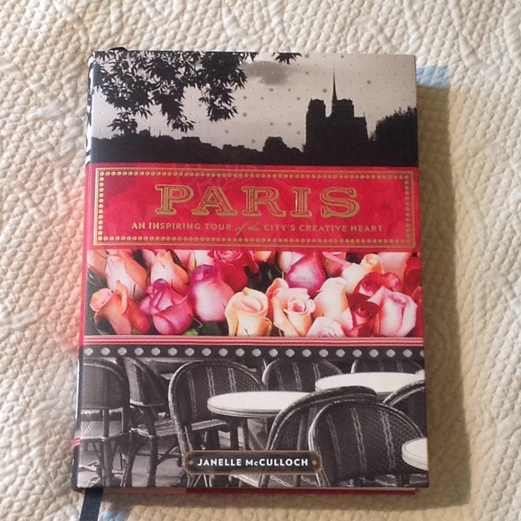 Like new, PARIS coffee table book